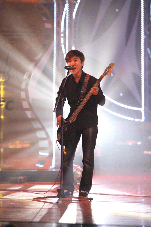 http://topmedee.mn/image//awards9-2838.png